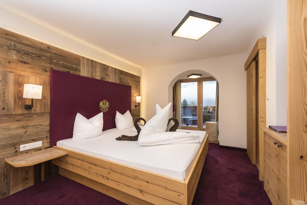 Lifestylepanoramahotel Erika Superior Neustift im Stubaital
